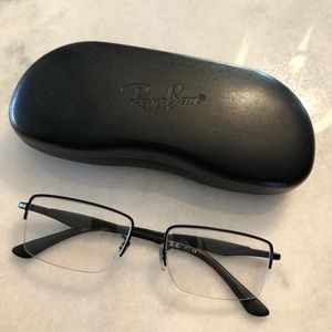 Ray Ban glasses with case